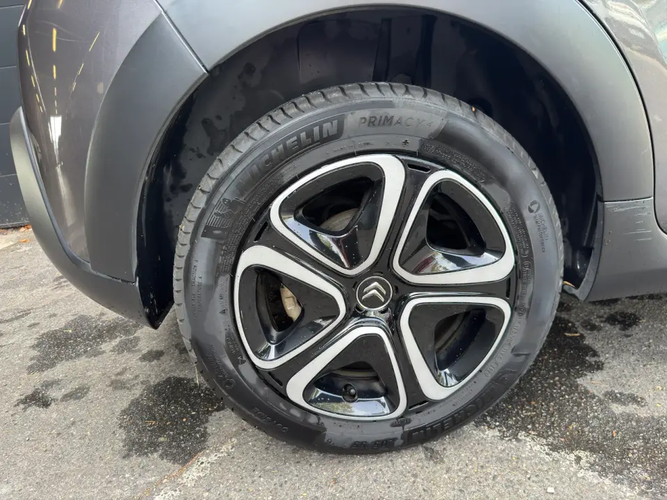 Citroën C3 1.5 BlueHDI 100 Feel S&S — photo 13 sur 27