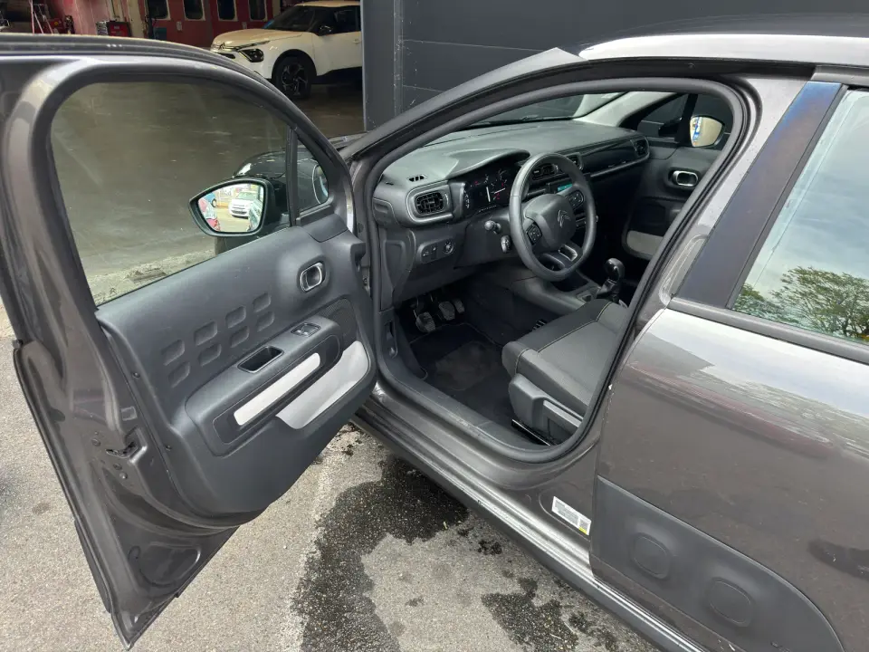 Citroën C3 1.5 BlueHDI 100 Feel S&S — photo 15 sur 27