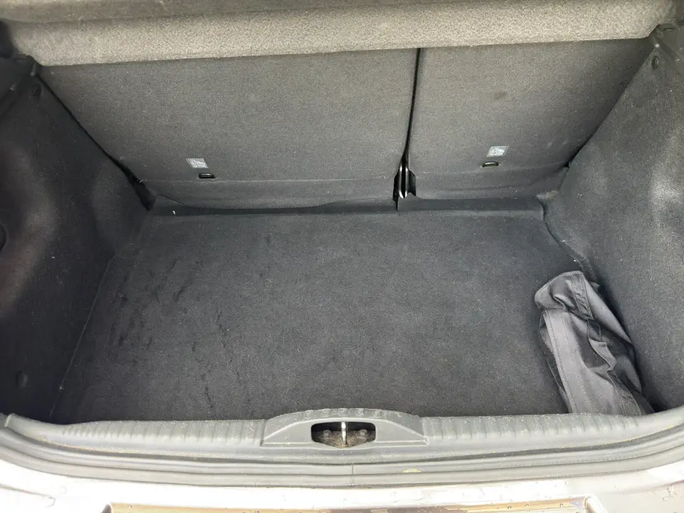 Citroën C3 1.5 BlueHDI 100 Feel S&S — photo 23 sur 27