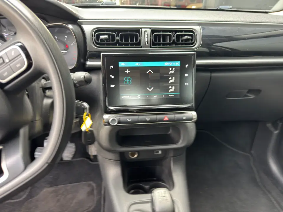 Citroën C3 1.5 BlueHDI 100 Feel S&S — photo 25 sur 27