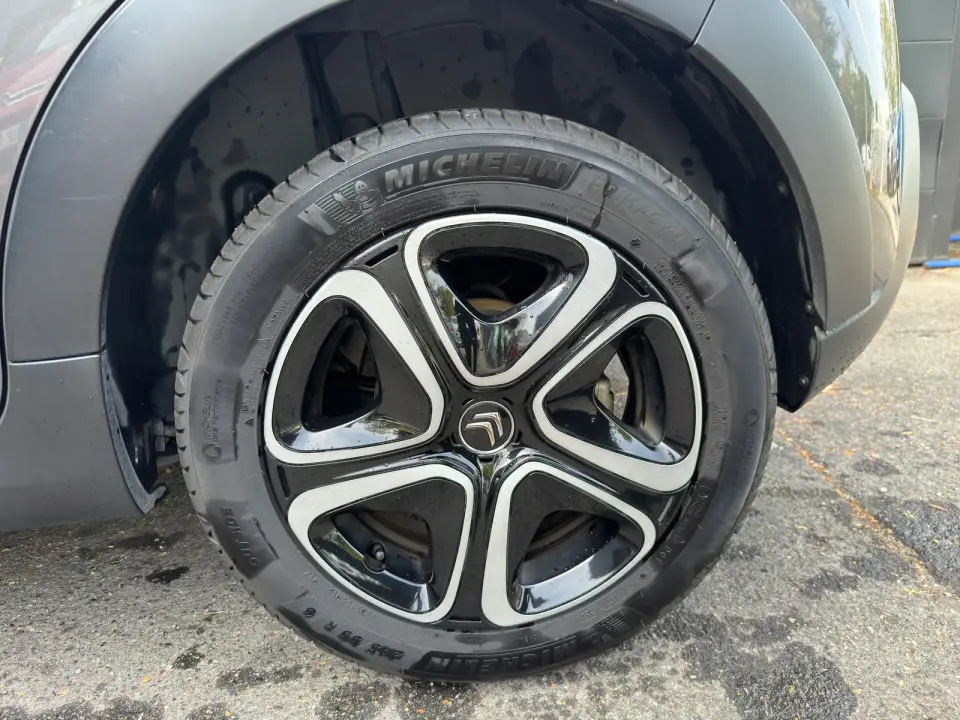 Citroën C3 1.5 BlueHDI 100 Feel S&S — photo 12 sur 27