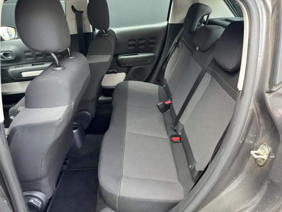 Citroën C3 1.5 BlueHDI 100 Feel S&S — photo 24 sur 27