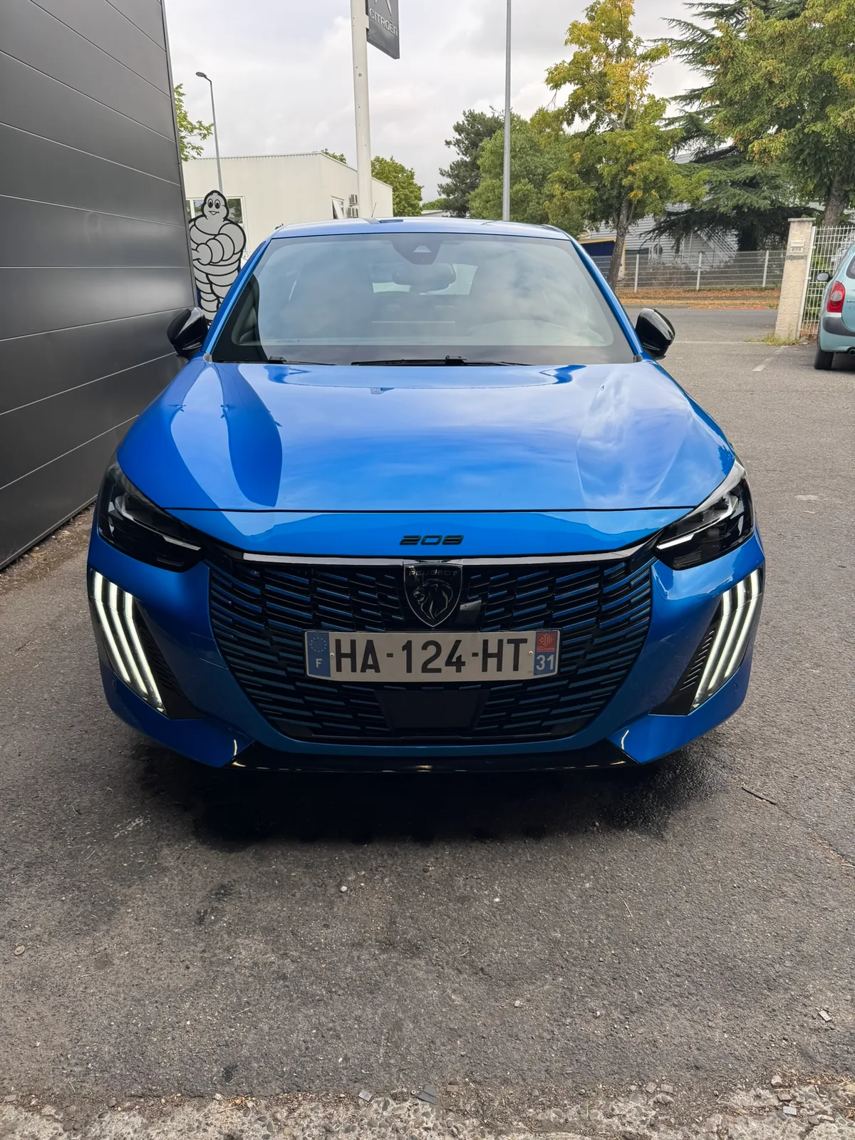Peugeot 208 GT Hybride - Photo 8